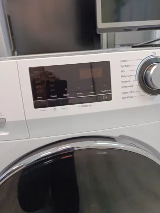 Lavadora Secadora Haier Blanca