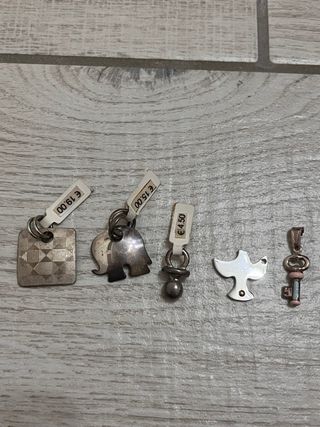 Bigiotteria varia: collane, anelli, ciondoli