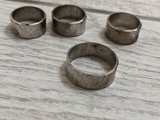 Bigiotteria varia: collane, anelli, ciondoli