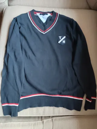 Jersey Tommy Hilfiger Azul Marino con Rojo