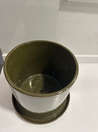 Macetero Zara Home Verde Oliva con Plato