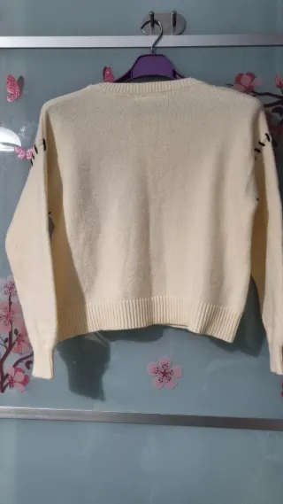 Maglioncino lana beige con cuore rosso