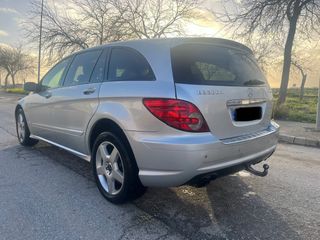 Mercedes-Benz R320 2009