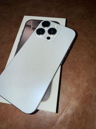 iPhone 16 Pro Plata