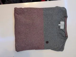 Jersey Gris y Burdeos