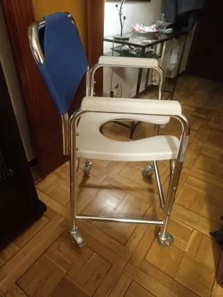 Silla WC Mobiclinic Ligera Asiento Ergonómico