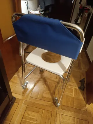Silla WC Mobiclinic Ligera Asiento Ergonómico