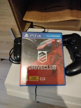 Ps4 edition white y videojuego Driveclub