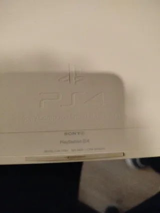 Ps4 edition white y videojuego Driveclub