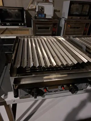 Barbacoa a gas 600mm piedra volcánica