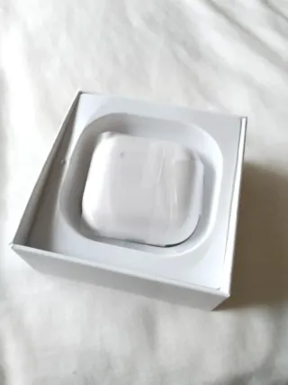 Cascos Inalámbricos Apple Blancos