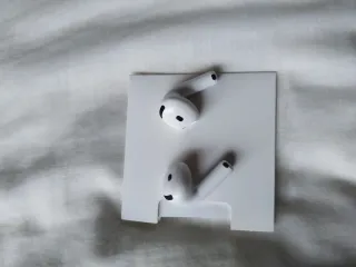 Cascos Inalámbricos Apple Blancos