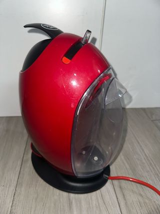 Cafetera Cápsulas DeLonghi Roja