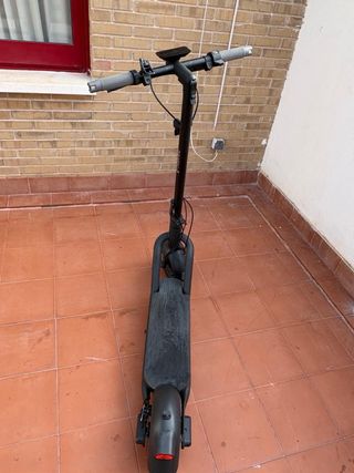 Patinete eléctrico NAVEE N65I como nuevo