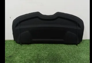 Bandeja peugeot 208, años 2019. En perfecto estado