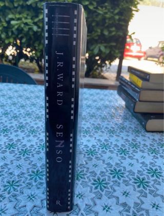 Senso. La confraternita del pugnale nero