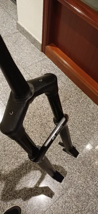 Horquilla DT Swiss F535 ONE 29 150mm