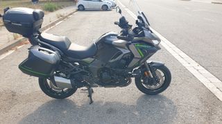 Kawasaki Versys 1100 SE Moto