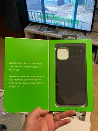 Custodia Razer Arctech Slim per iPhone 11 Pro Max