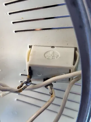 Lámpara sobremesa vintage original.