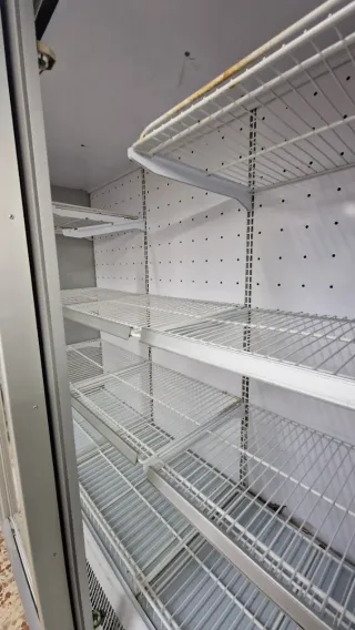 Nevera expositora supermercado