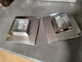 Portavelas metálicos decorados