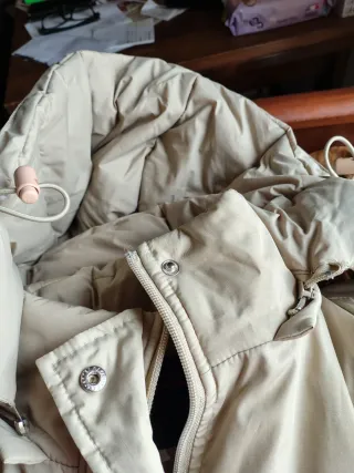 Piumino tre quarti beige