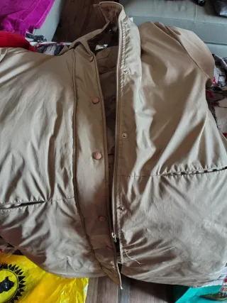 Piumino tre quarti beige