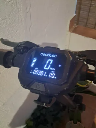 Patinete Cecotec Bongo Z