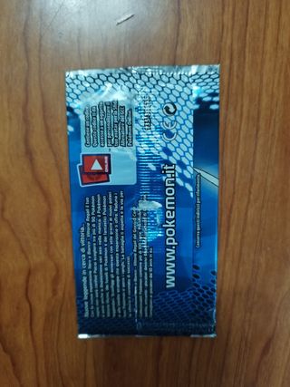 3 buste di presentazione Pokémon Nero e Bianco