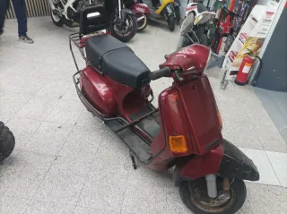 Vespa Cosa 200 Automática