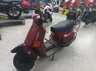 Vespa Cosa 200 Automática