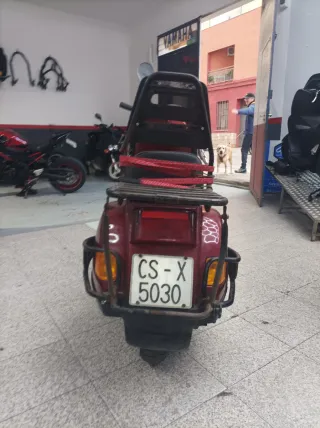 Vespa Cosa 200 Automática