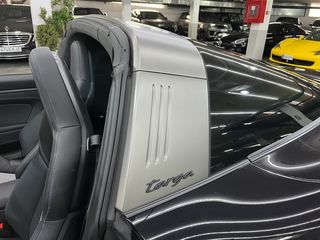 Porsche 911 Targa Edition 50 Years Porsche Design 353 kW (480 CV)