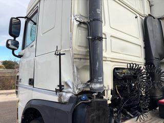 TRACTORA DAF XF460 AÑO 2014 €6 AUTOMATICO INTARDER