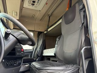 TRACTORA DAF XF460 AÑO 2014 €6 AUTOMATICO INTARDER