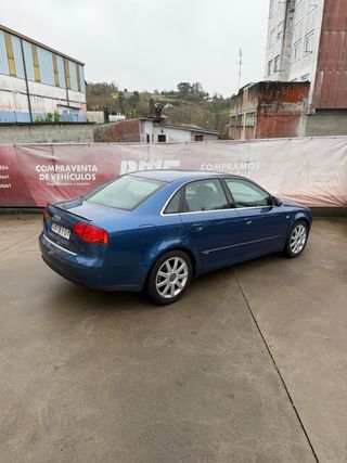 Audi A4 S-LINE
