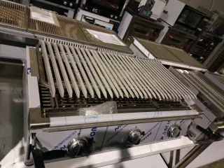 Barbacoa a gas de piedra volcánica Arilex 1metro.