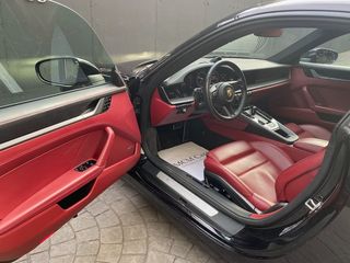 Porsche 911 Carrera 4S Coupe 331 kW (450 CV)