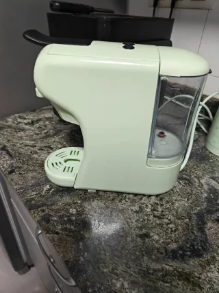 Cafetera Cápsulas Create Verde