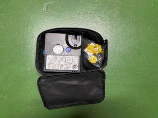 Compresor de aire coche 12v y botella reparadora
