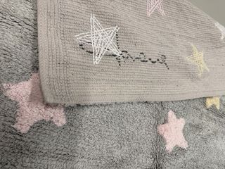 Alfombra estrellas gris
