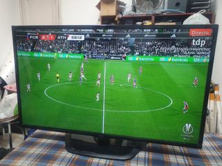 LG 47” Full HD Smart TV ( leer la descripción)