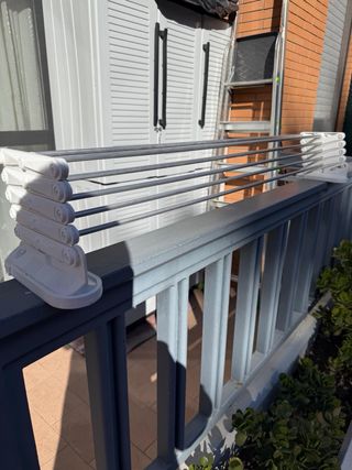 Stendibiancheria da esterno bianco