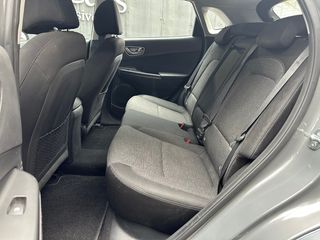 Hyundai Kona EV Klass 100 kW (136 CV)