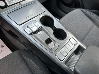 Hyundai Kona EV Klass 100 kW (136 CV)