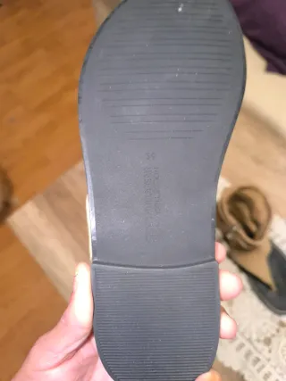 Botines Pull&Bear piel beige/negro talla 39