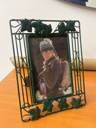 Molduras de Ferro Verde com Folhas