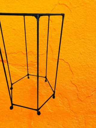 Appendiabiti esagonale metallo nero stand rack ape