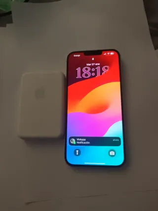 iPhone 14 Plus Viola 256GB + Power Bank di Apple